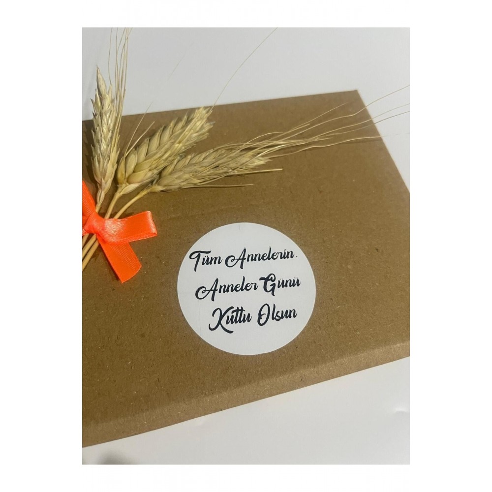 Anneler Günü Siyah Yazılı Yuvarlak Yapışkanlı Etiket 5x5 cm 100 adet