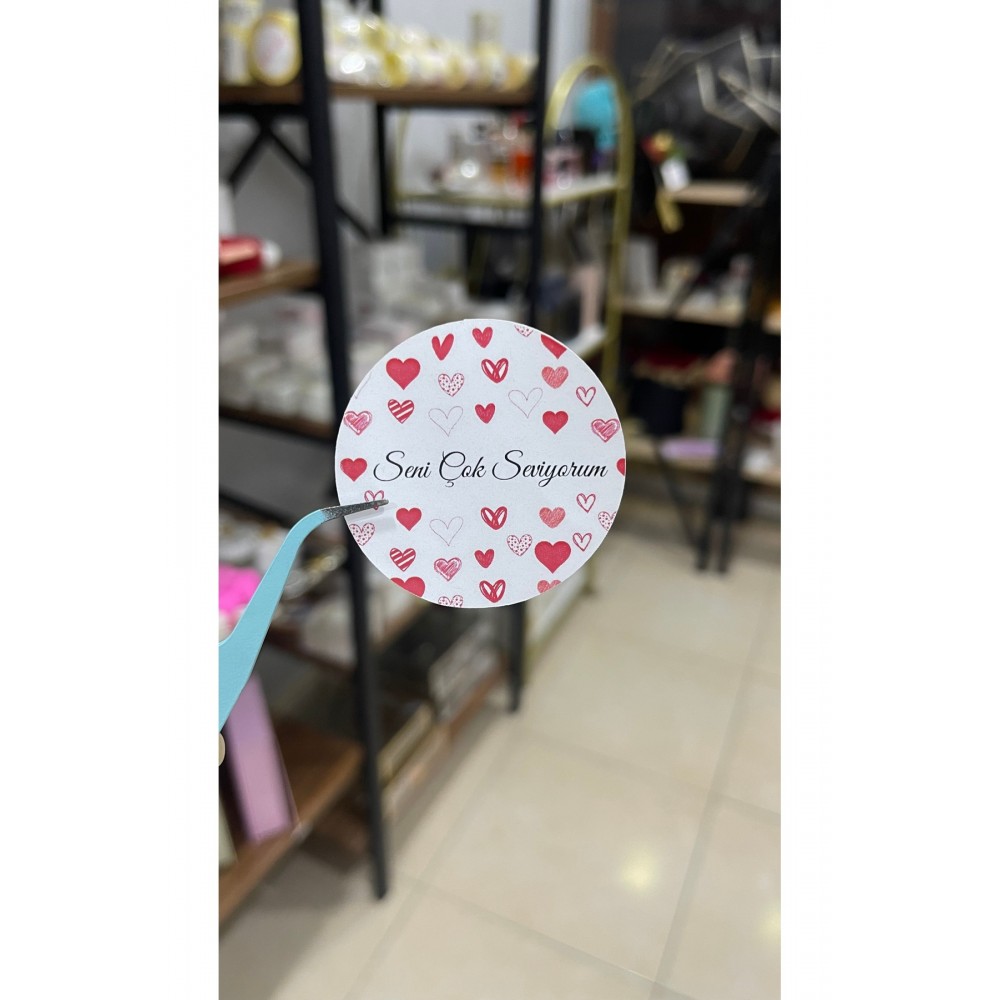 Seni Çok Seviyorum Yazılı Kalpli Etiket 4x4 Cm 50 Adet - Arl Etiket Tasarım