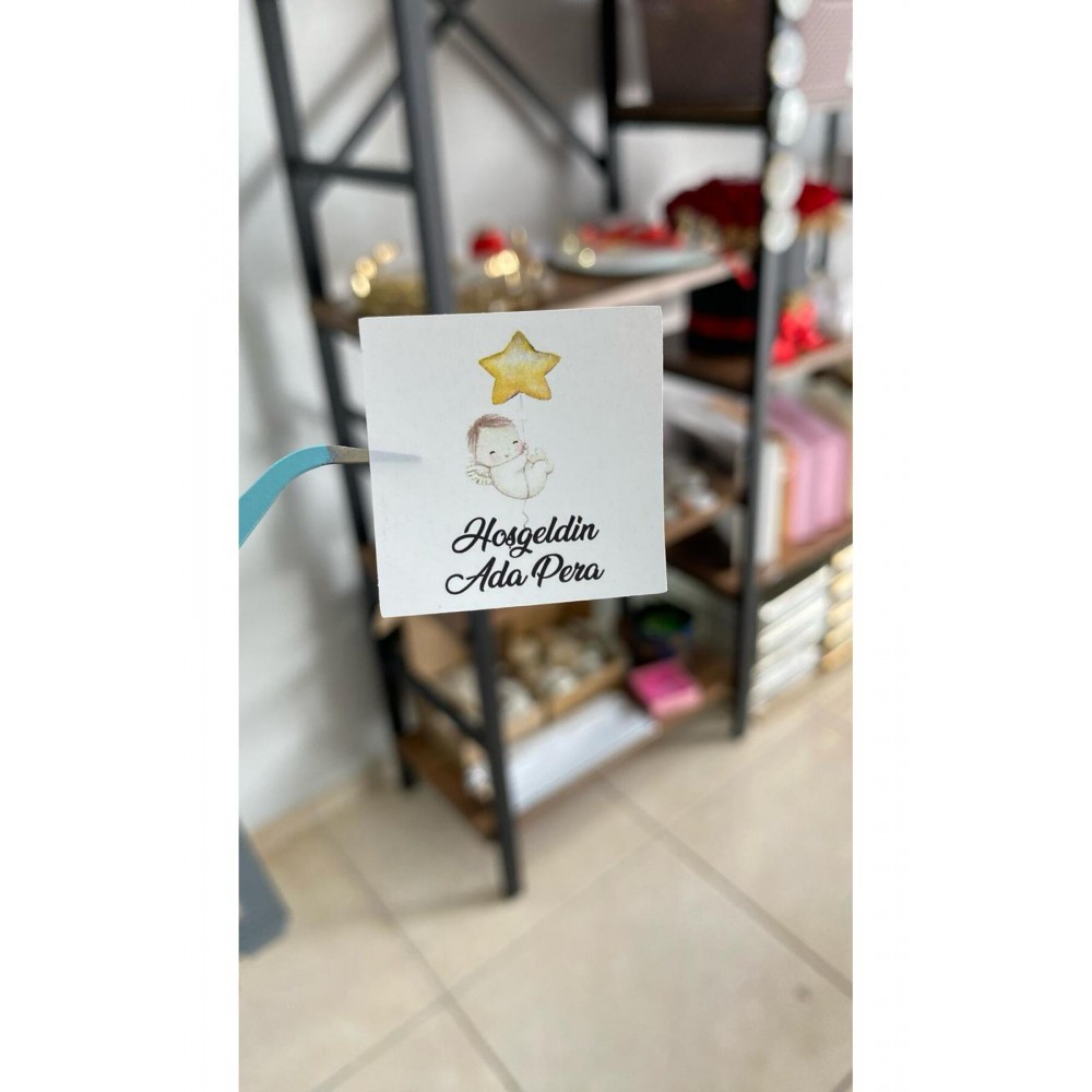 Yenidoğan Çikolata Etiketi 3,5x3,5 cm 70 Adet Kişiye Özel - ARLetikettasarım