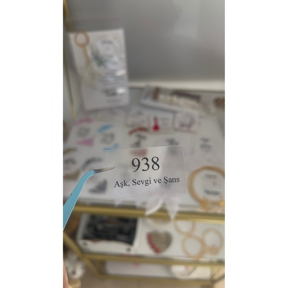 Şeffaf Etiket 938 Aşk Sevgi ve Şans Yazılı 4x2,5 cm 108 Adet